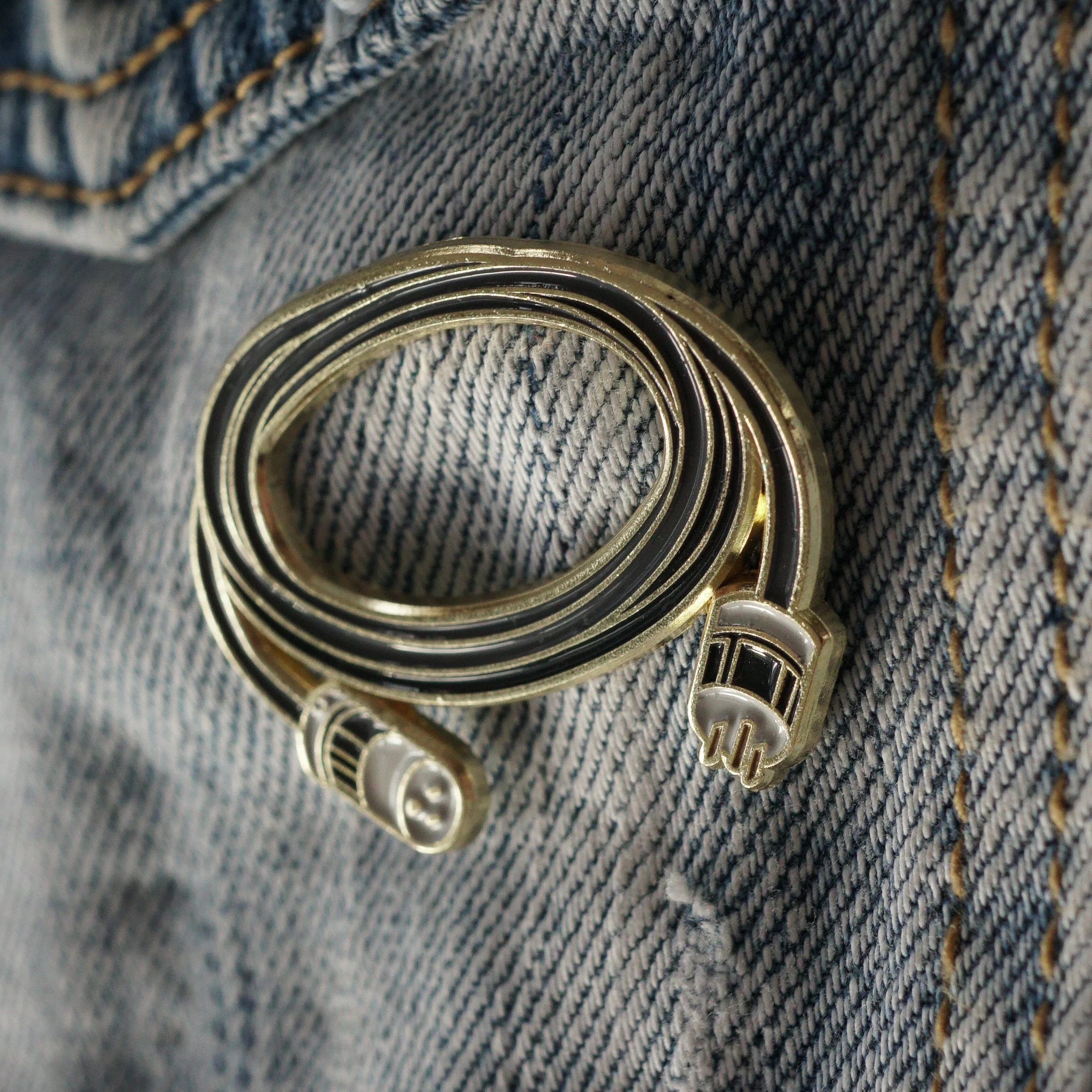 6ft Stinger Enamel Pin - Image 4