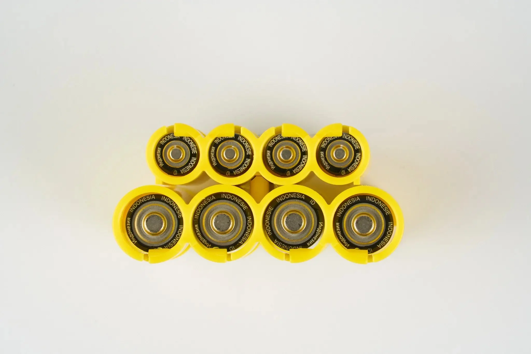 Storacell AA/AAA Combo - 8 Pack Battery Caddy (Yellow) - Image 3