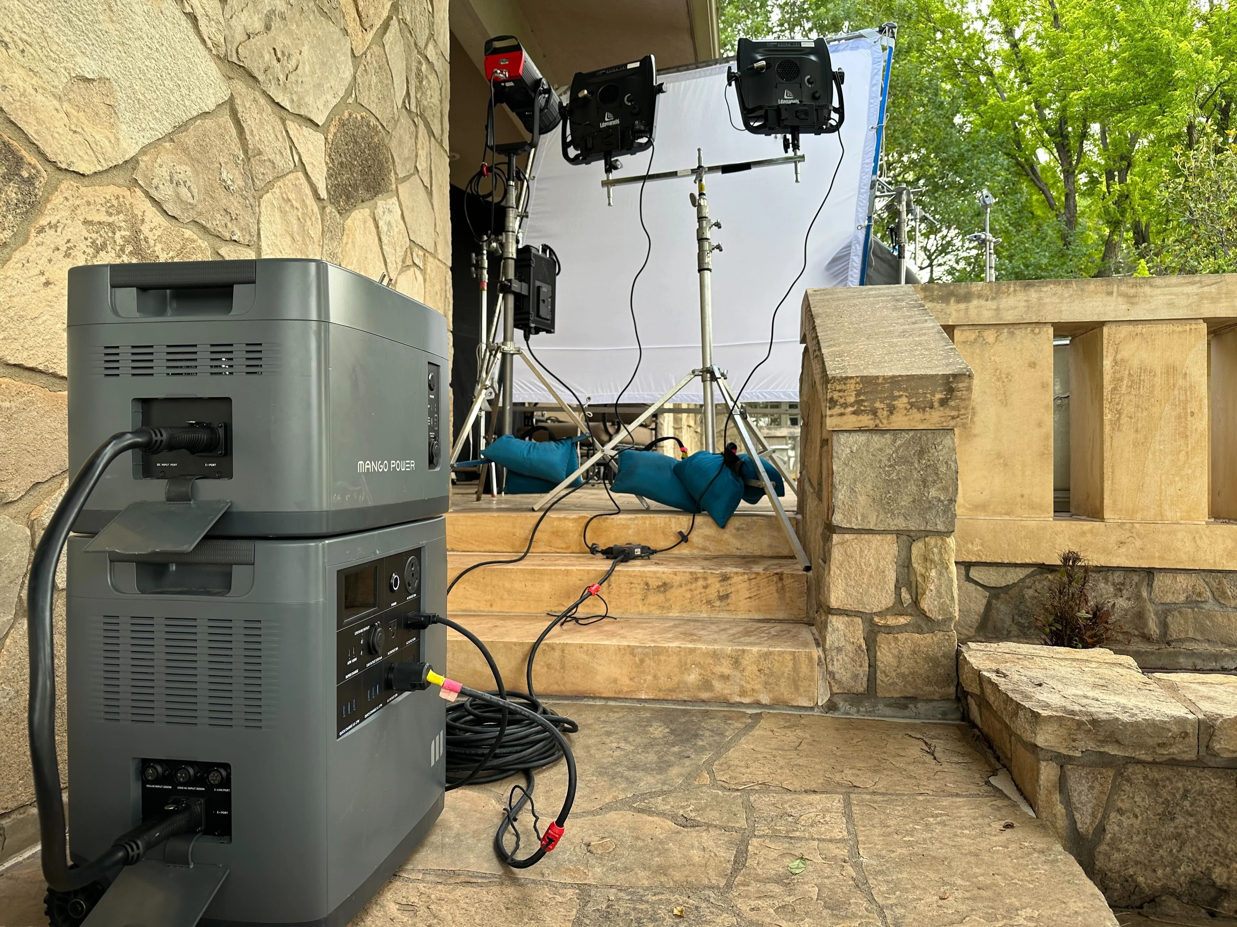 Mango Power E Portable 3.5kWh Power Station Generator - Image 7