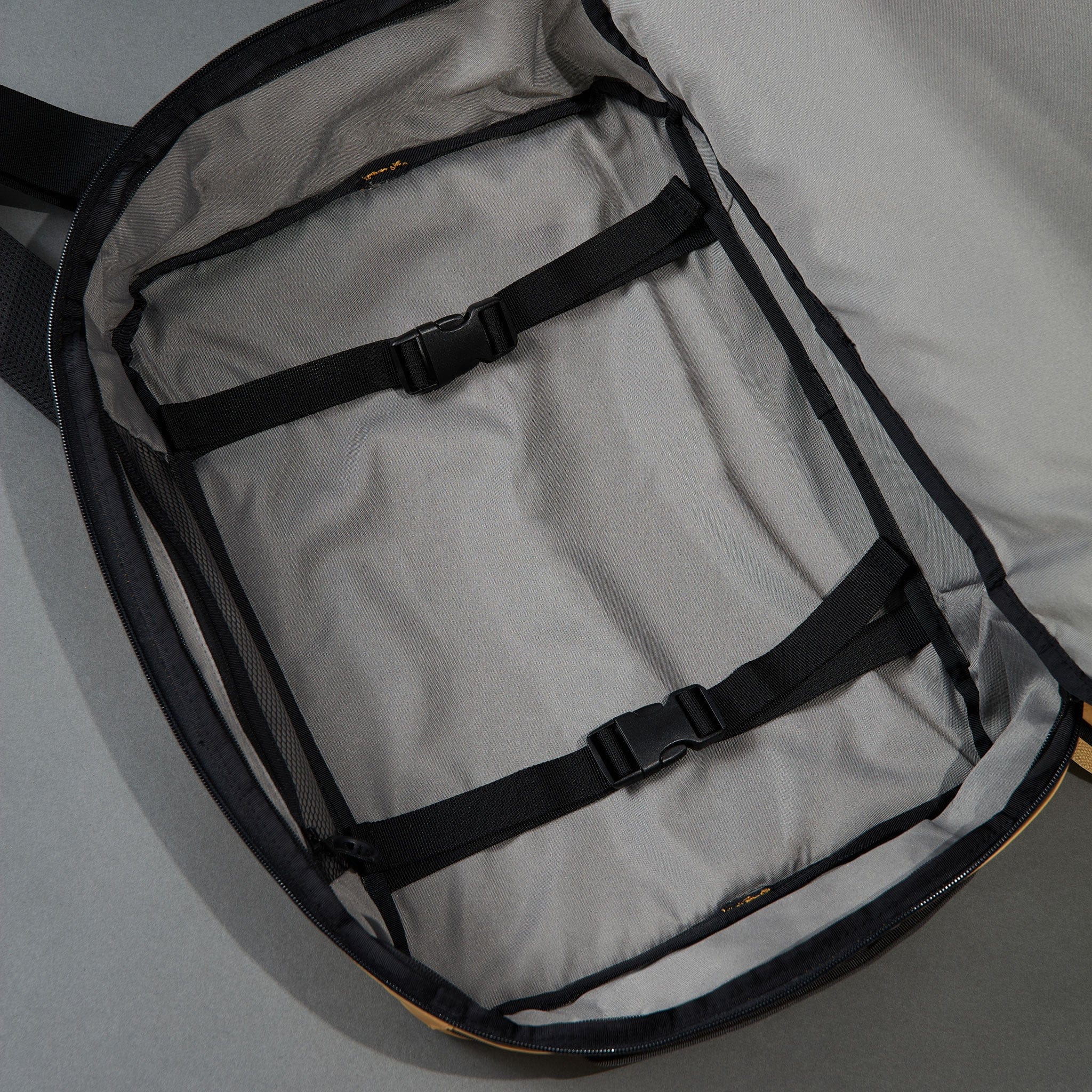 SIDIOCrate Every Day Duffel Bag (Tan) - Image 8