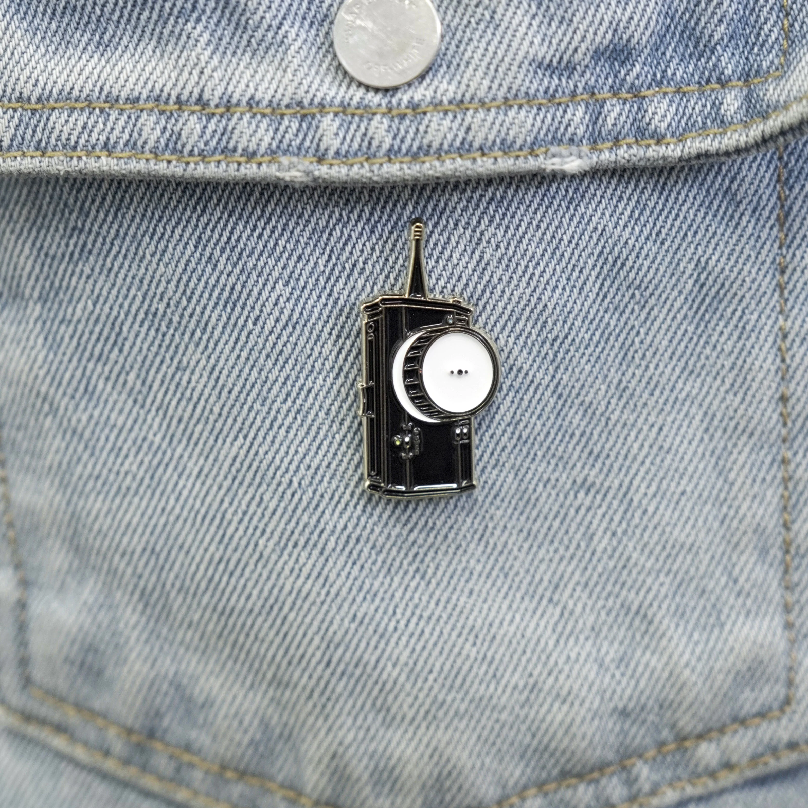 Follow Focus Enamel Pin - Image 3