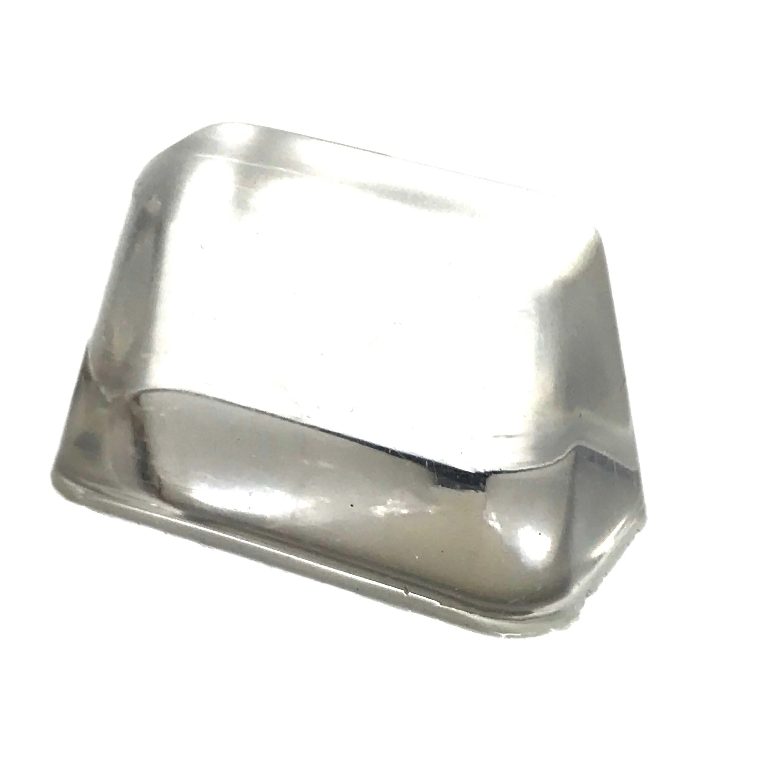 Silent Props Silicone Ice Cubes - 12 Pieces - Image 4